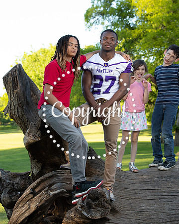 Lufkin Senior Portraits at Getzendaner Park in Waxahachie