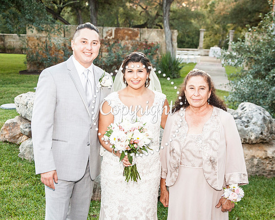 Creekside Venue in Dripping Springs Wedding