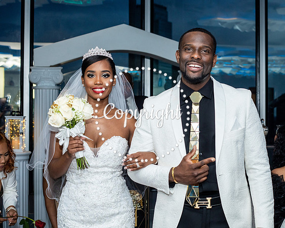 Ceremony Wedding at Cloud 9 in Reunion Tower in Dallas