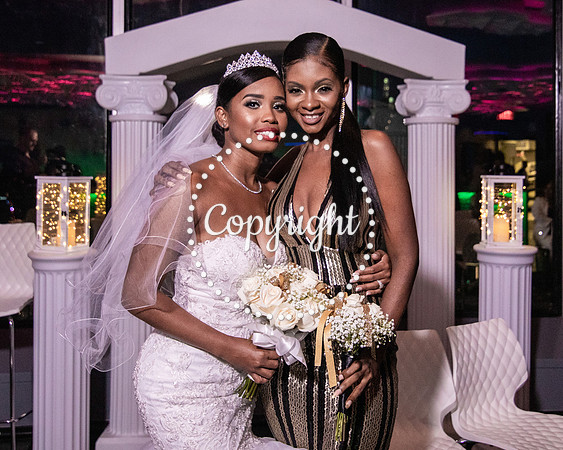 Ceremony Wedding at Cloud 9 in Reunion Tower in Dallas