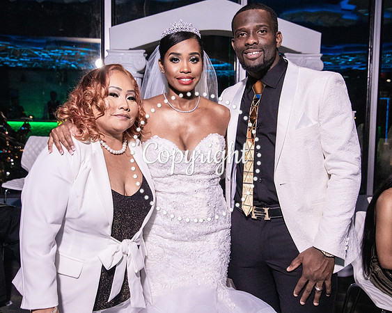 Ceremony Wedding at Cloud 9 in Reunion Tower in Dallas