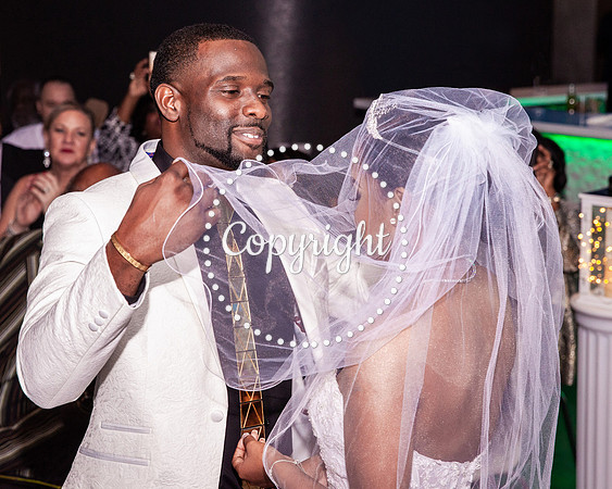 Ceremony Wedding at Cloud 9 in Reunion Tower in Dallas