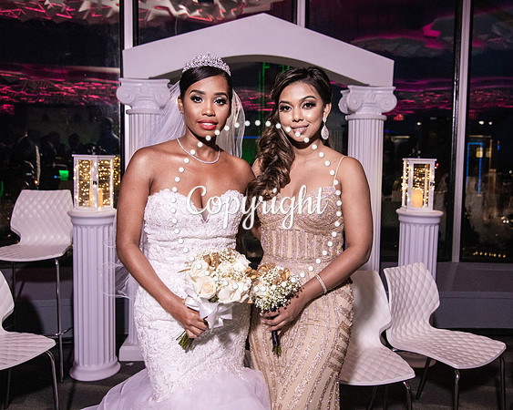 Ceremony Wedding at Cloud 9 in Reunion Tower in Dallas