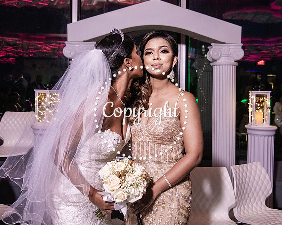 Ceremony Wedding at Cloud 9 in Reunion Tower in Dallas