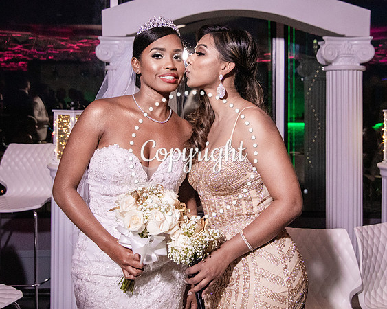 Ceremony Wedding at Cloud 9 in Reunion Tower in Dallas