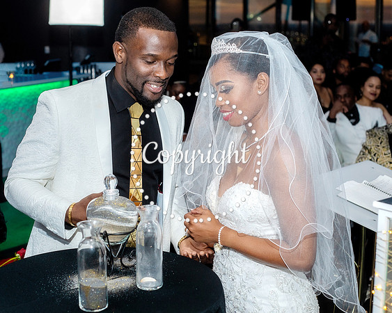 Ceremony Wedding at Cloud 9 in Reunion Tower in Dallas