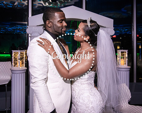 Ceremony Wedding at Cloud 9 in Reunion Tower in Dallas