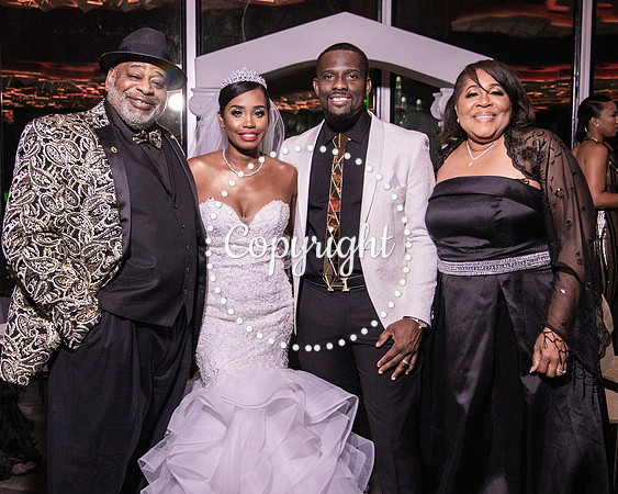 Ceremony Wedding at Cloud 9 in Reunion Tower in Dallas