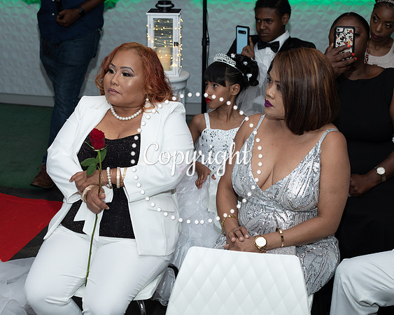 Ceremony Wedding at Cloud 9 in Reunion Tower in Dallas