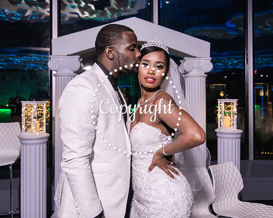 Ceremony Wedding at Cloud 9 in Reunion Tower in Dallas