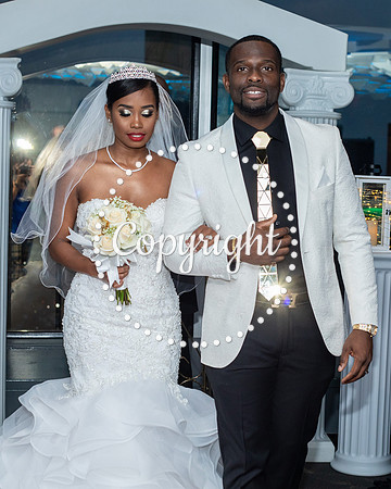 Ceremony Wedding at Cloud 9 in Reunion Tower in Dallas