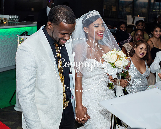 Ceremony Wedding at Cloud 9 in Reunion Tower in Dallas