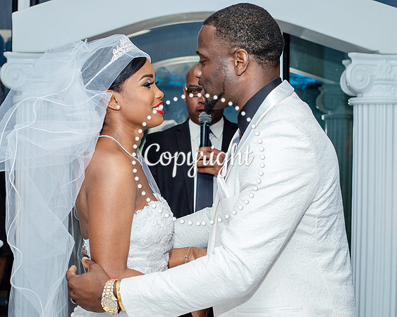 Ceremony Wedding at Cloud 9 in Reunion Tower in Dallas