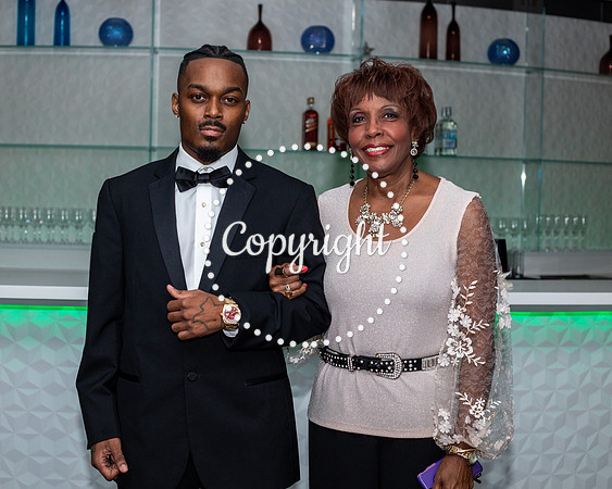 Ceremony Wedding at Cloud 9 in Reunion Tower in Dallas
