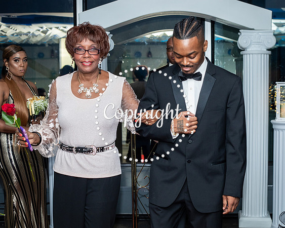 Ceremony Wedding at Cloud 9 in Reunion Tower in Dallas