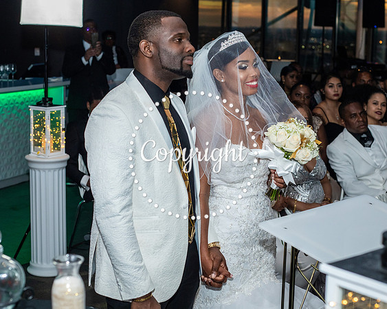 Ceremony Wedding at Cloud 9 in Reunion Tower in Dallas