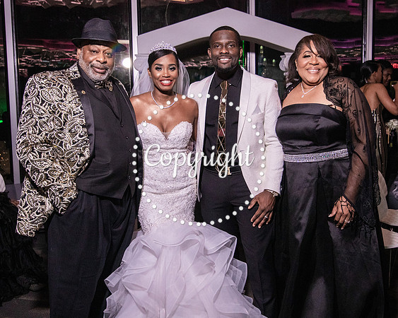 Ceremony Wedding at Cloud 9 in Reunion Tower in Dallas