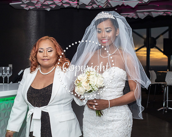 Ceremony Wedding at Cloud 9 in Reunion Tower in Dallas
