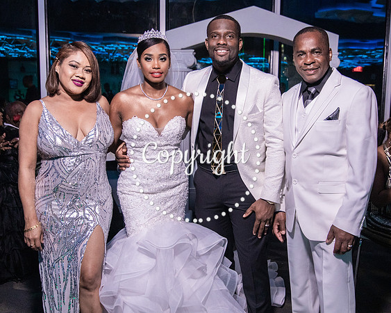 Ceremony Wedding at Cloud 9 in Reunion Tower in Dallas