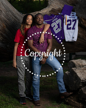 Lufkin Senior Portraits at Getzendaner Park in Waxahachie