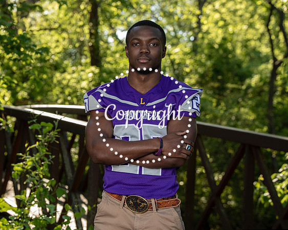 Lufkin Senior Portraits at Getzendaner Park in Waxahachie