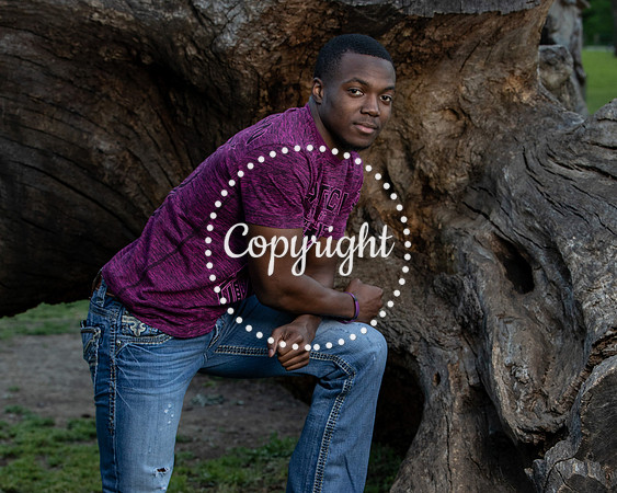 Lufkin Senior Portraits at Getzendaner Park in Waxahachie