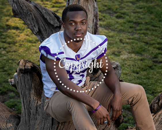 Lufkin Senior Portraits at Getzendaner Park in Waxahachie