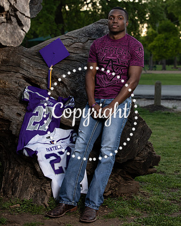Lufkin Senior Portraits at Getzendaner Park in Waxahachie
