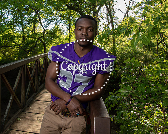 Lufkin Senior Portraits at Getzendaner Park in Waxahachie