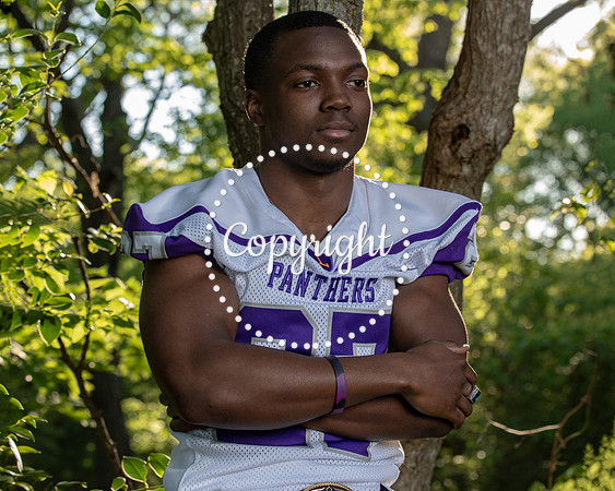 Lufkin Senior Portraits at Getzendaner Park in Waxahachie