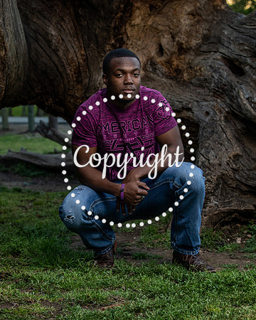 Lufkin Senior Portraits at Getzendaner Park in Waxahachie