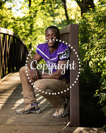 Lufkin Senior Portraits at Getzendaner Park in Waxahachie