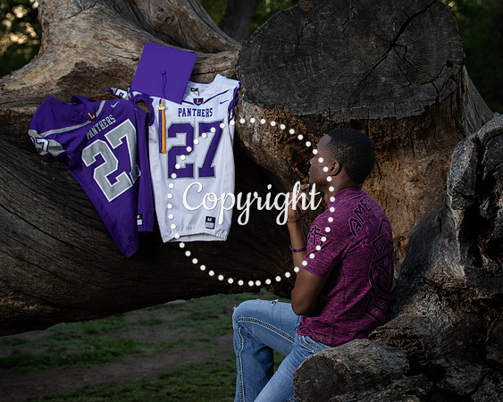 Lufkin Senior Portraits at Getzendaner Park in Waxahachie