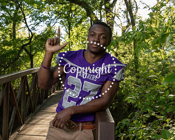Lufkin Senior Portraits at Getzendaner Park in Waxahachie