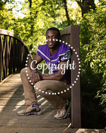 Lufkin Senior Portraits at Getzendaner Park in Waxahachie