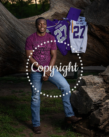 Lufkin Senior Portraits at Getzendaner Park in Waxahachie